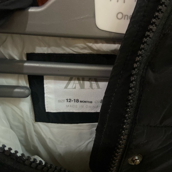 Zara Puffer Jacket - Picture 2 of 2